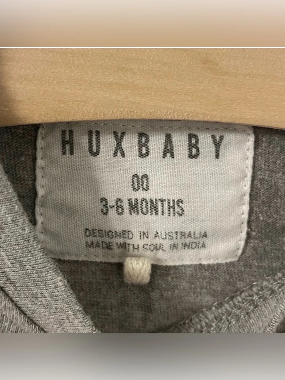 Huxbaby unisex short sleeve bunny and bear graphic tee